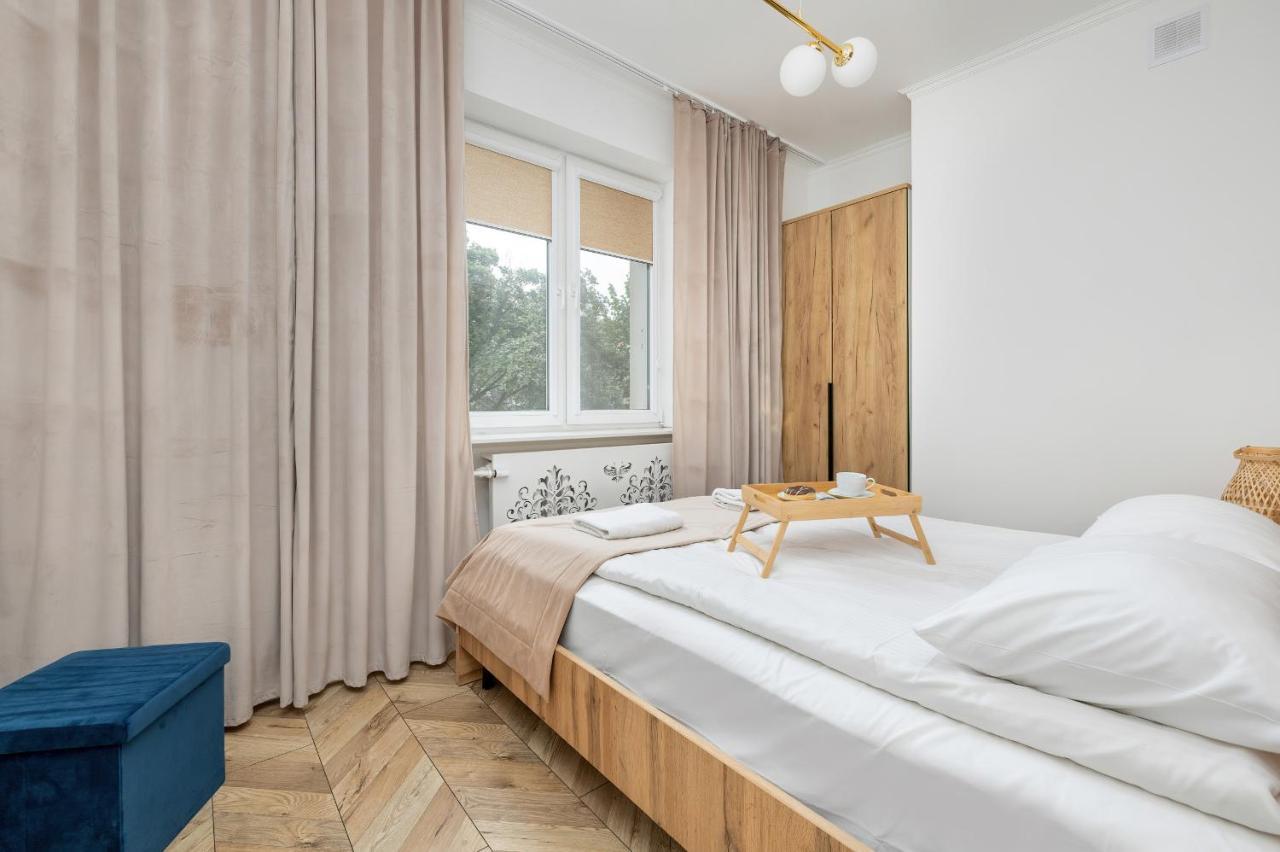 Beautiful One Bedroom Apartment Zamkowa By Rent Like Home Danzica Esterno foto